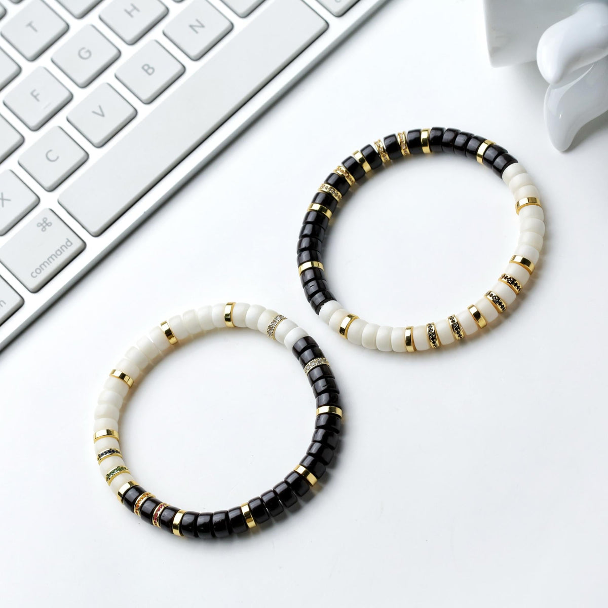 Natural Black & White Bodhi Bracelet – Handmade Spiritual Jewelry