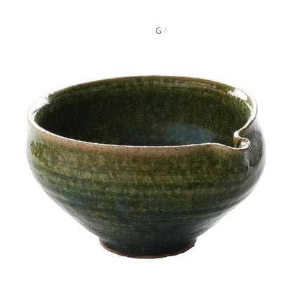 Saliu Handcrafted Deep Green Katakuchi Matcha Bowl